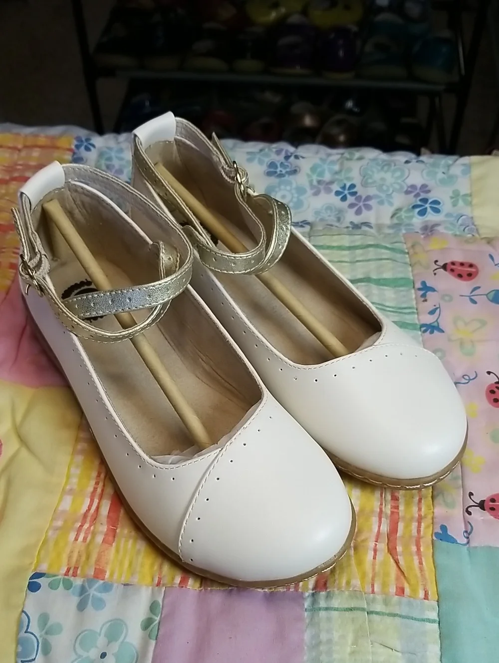 Livie & Luca White Leather Mary Jane Flats with Gold Criss Cross Straps HTF 2 Y